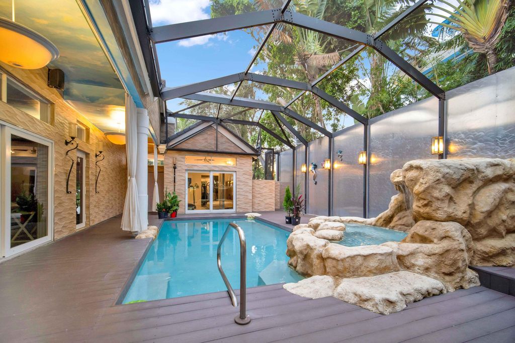 Photo of 16334 Port Dickinson Drive, Jupiter, FL 33477 (MLS # R10771272)