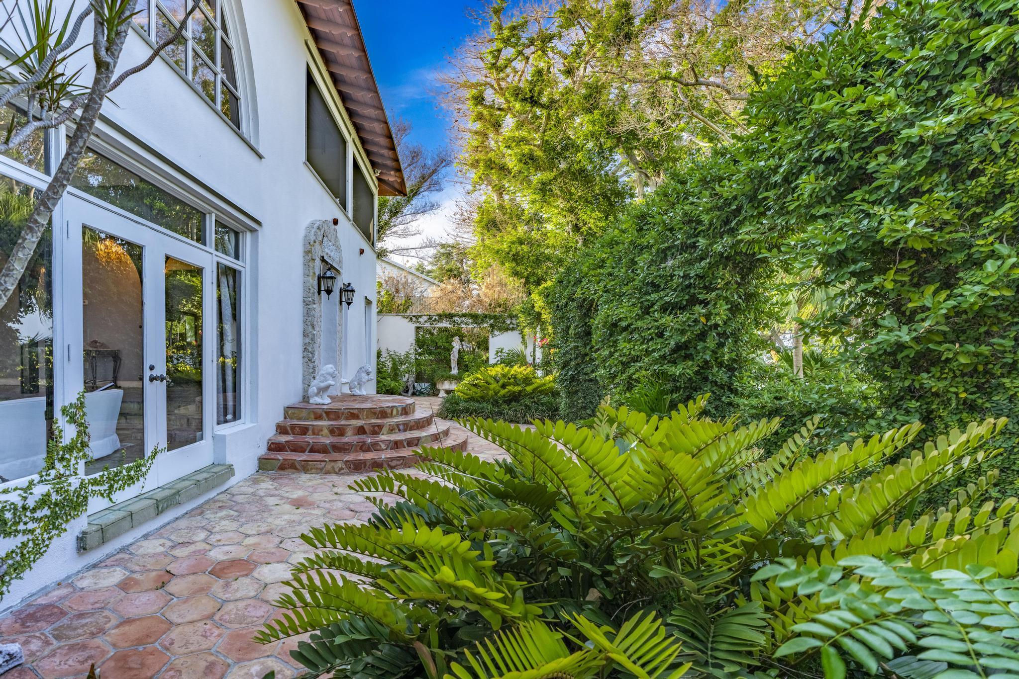 ANDREW & COMPANY SUBDIVISION - Residential
