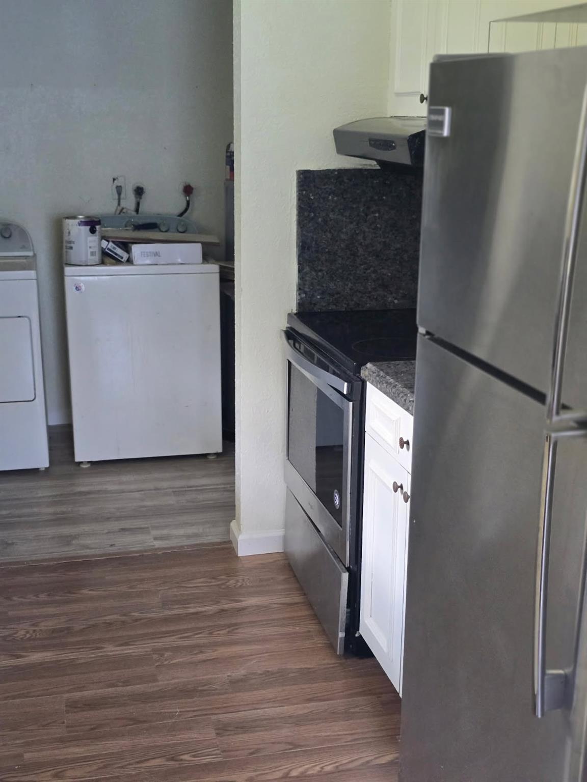 COLLIER CITY ADD - Residential Lease