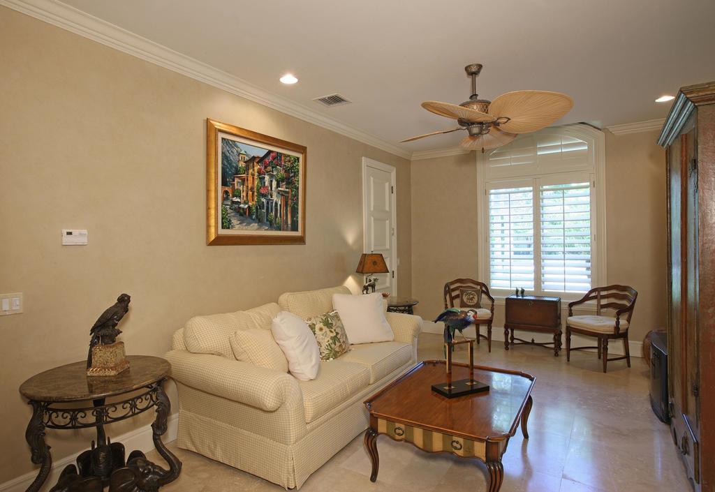 OLD PORT VILLAGE 1 A - Residential