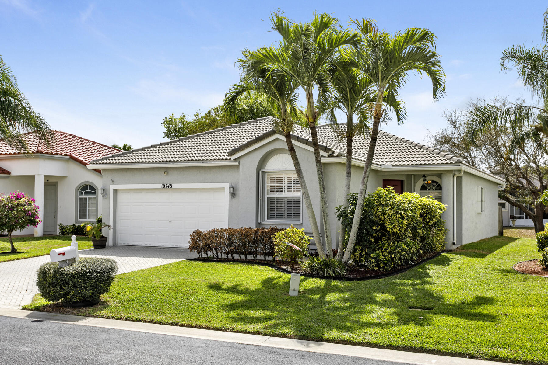 WELLINGTONS EDGE - Residential