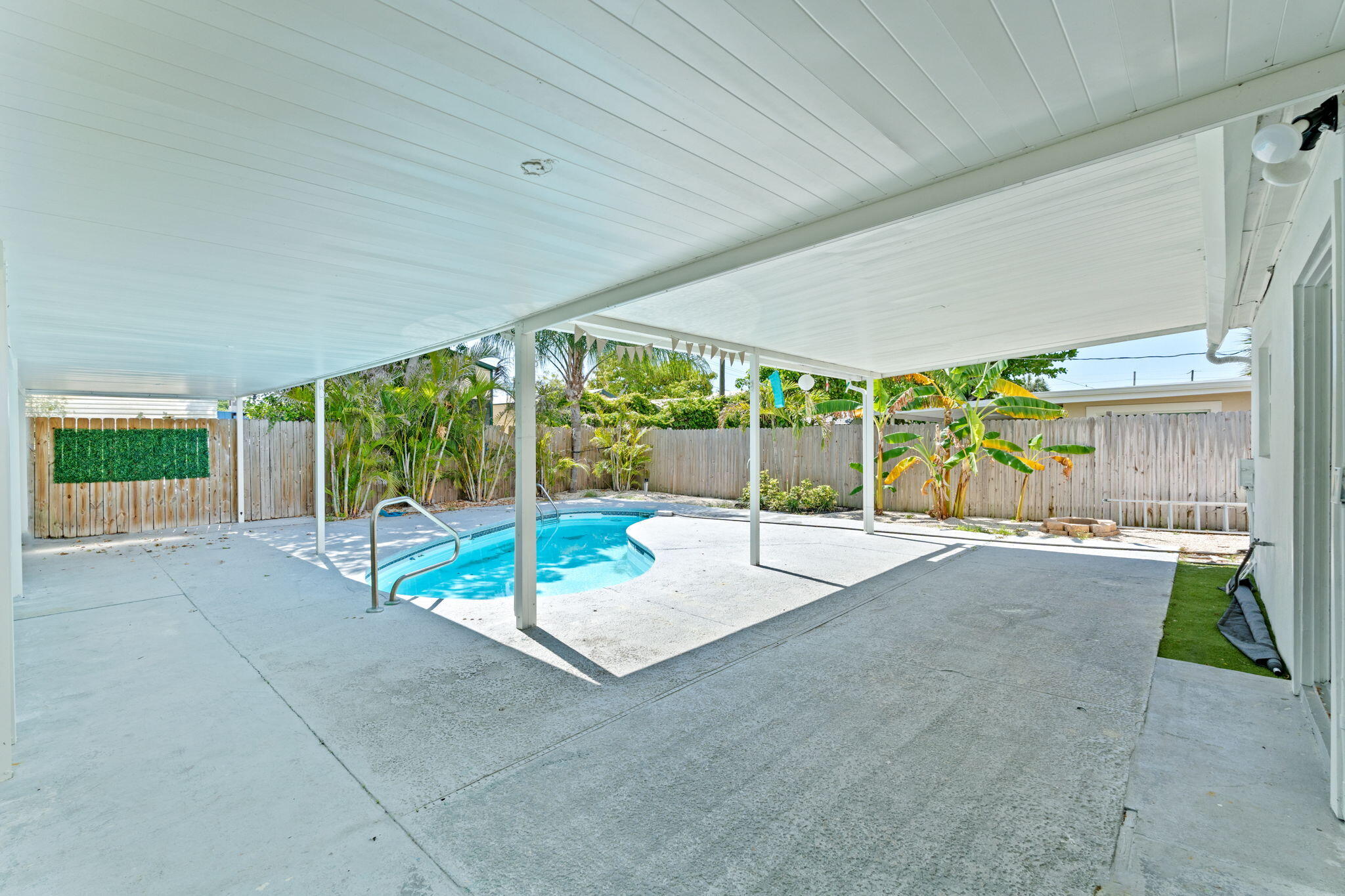 GARDENS THE - Residential