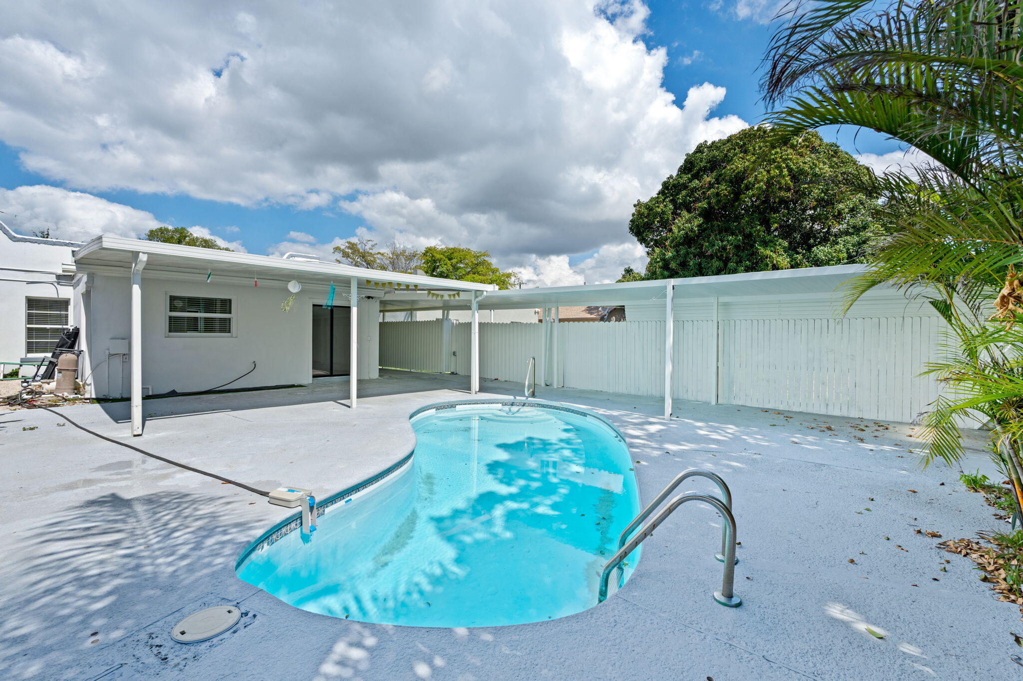 GARDENS THE - Residential