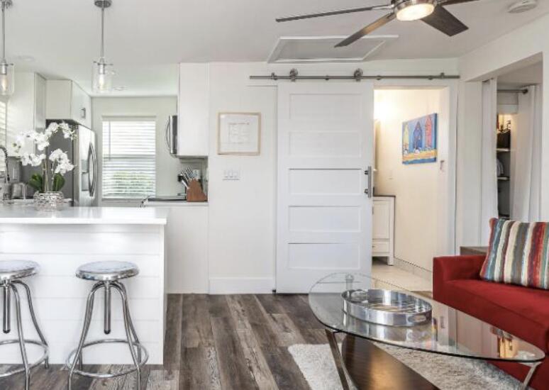 LAKE WORTH TOWN OF - Residential Income