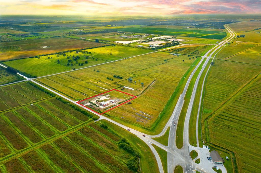 Photo of 4823 Shinn Road, Fort Pierce, FL (MLS # R11119964)