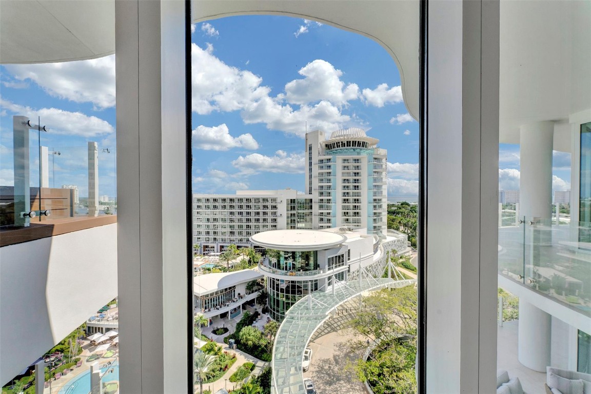 Azul Condominium - Residential