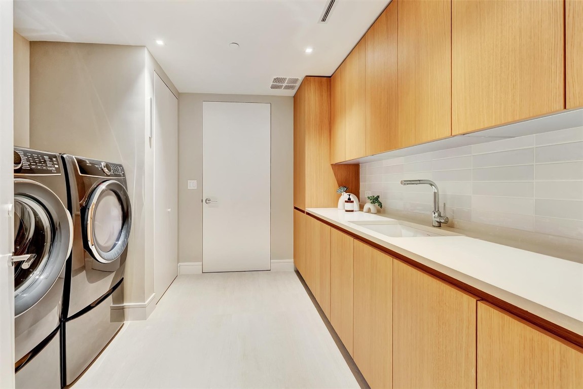 Azul Condominium - Residential