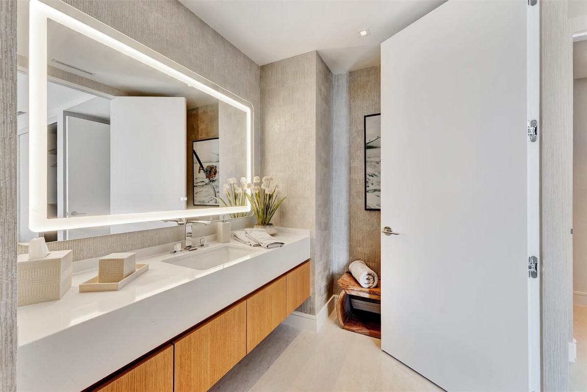 Azul Condominium - Residential