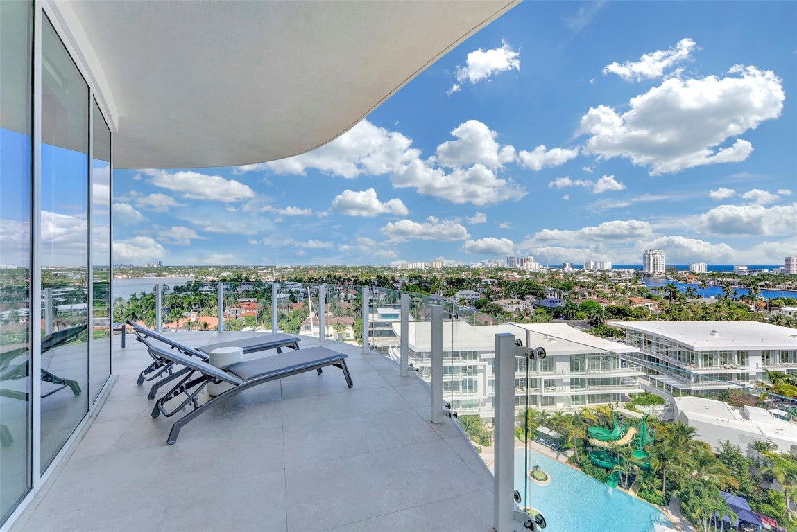 Azul Condominium - Residential