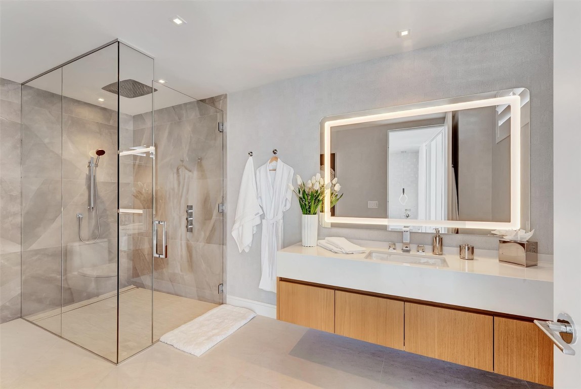 Azul Condominium - Residential