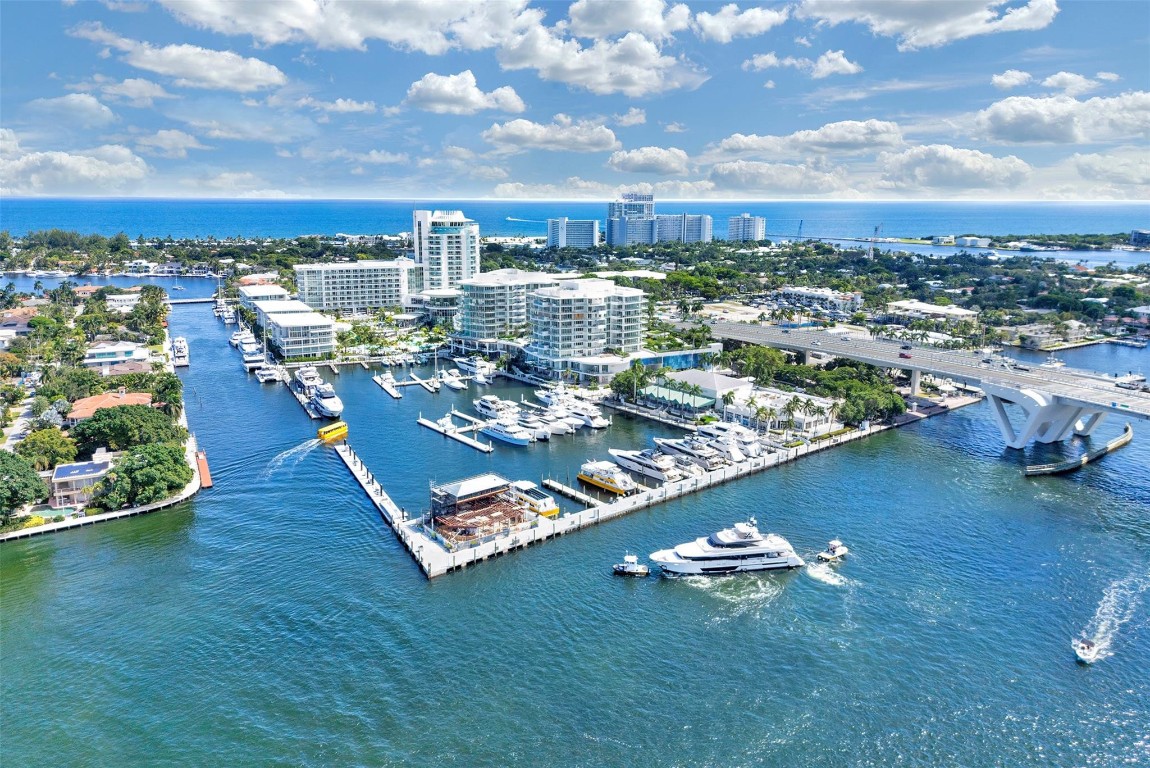 2241 SE 17th Street PH2