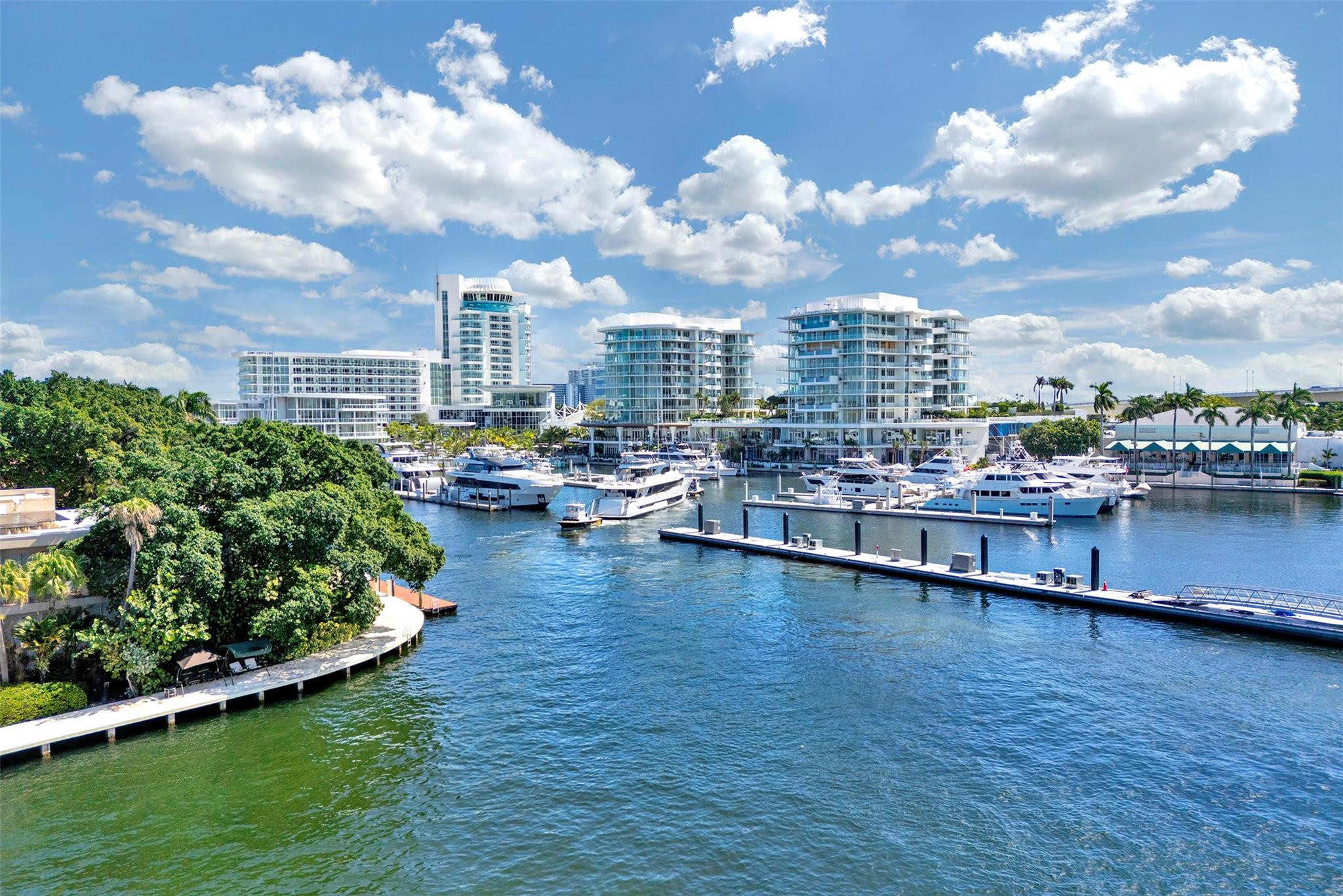 2241 SE 17th Street PH2