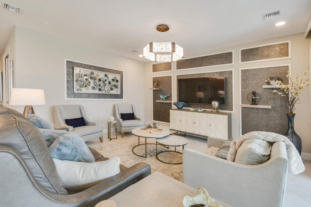 Valencia Grove at Riverland - Residential