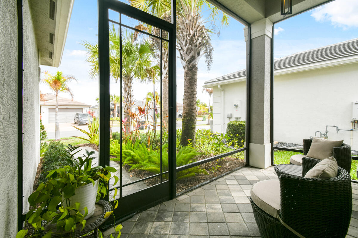 Valencia Grove at Riverland - Residential