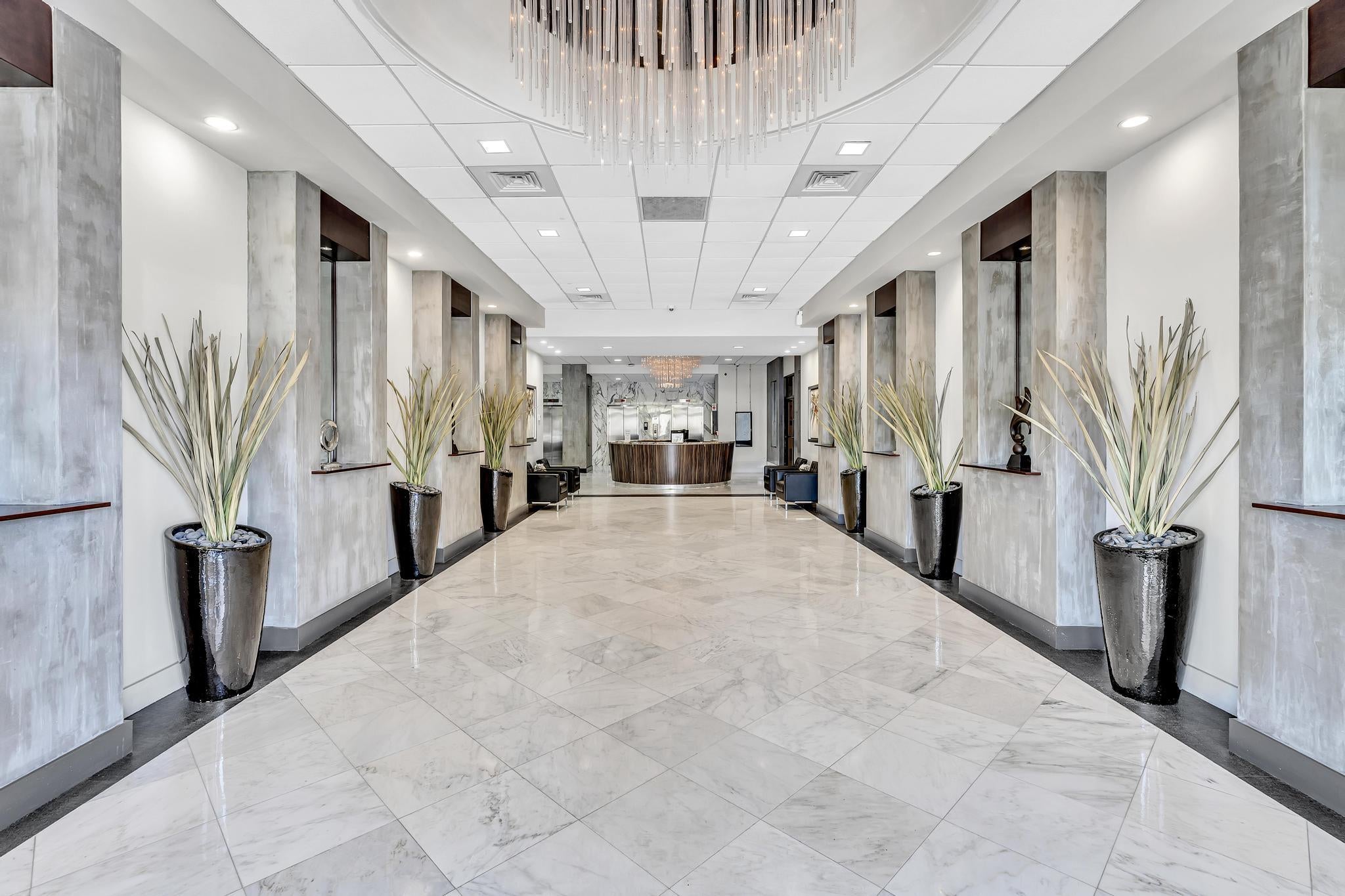 3015 N Ocean Boulevard 16K