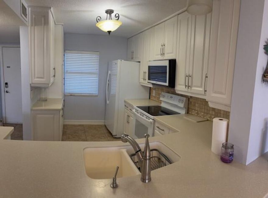 Ready to move in, Ocean front condo on ground floor, Updated and newer appliances, tiled flooring through out,  currently unfurnished but owner is willing to furnish if needed. The building is currently undergoing  restoration.  Link for renter application.  https://apply.link/-bp3-VQ