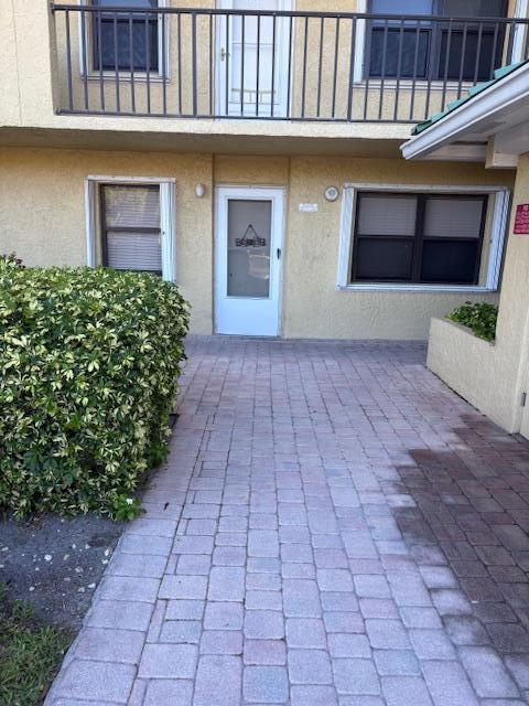 SAND DOLLAR NORTH CONDOMI - Residential Lease