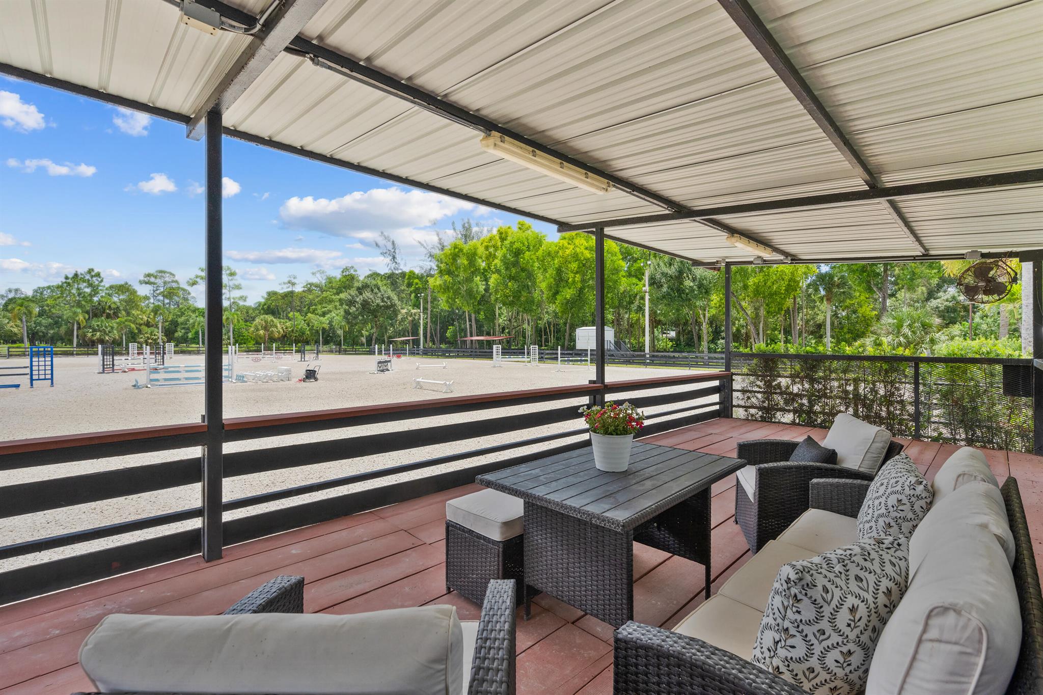 LOXAHATCHEE GROVES - Residential Lease