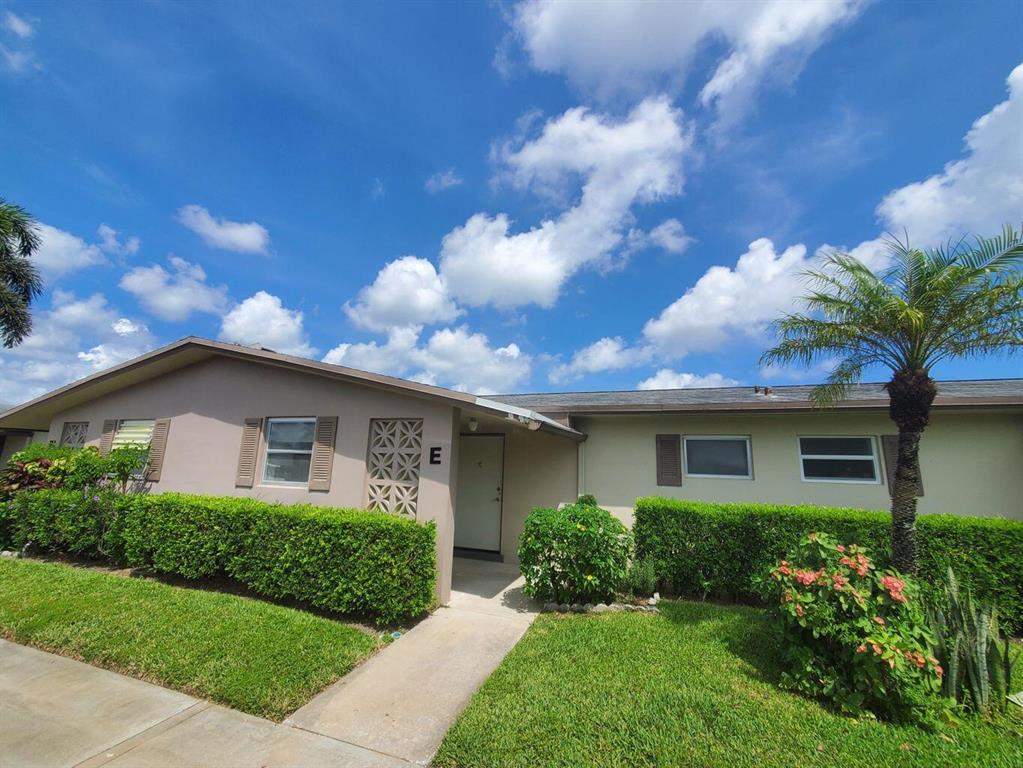 CRESTHAVEN VILLAS 10 CONDO - Residential