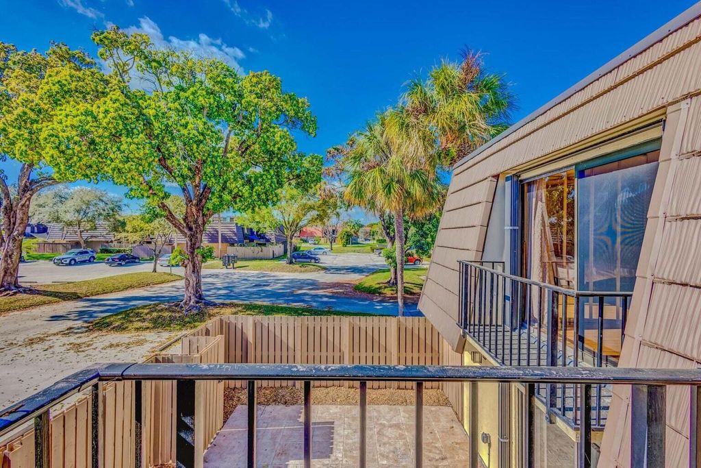 Photo of 1124 11th Court, Palm Beach Gardens, FL 33410 (MLS # R10969284)