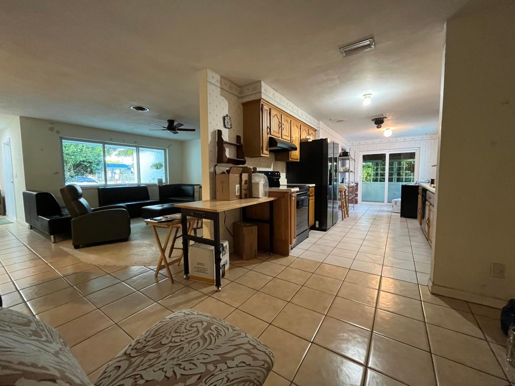 Photo of 5105 SW 92nd Avenue, Cooper City, FL 33328 (MLS # B26042156)