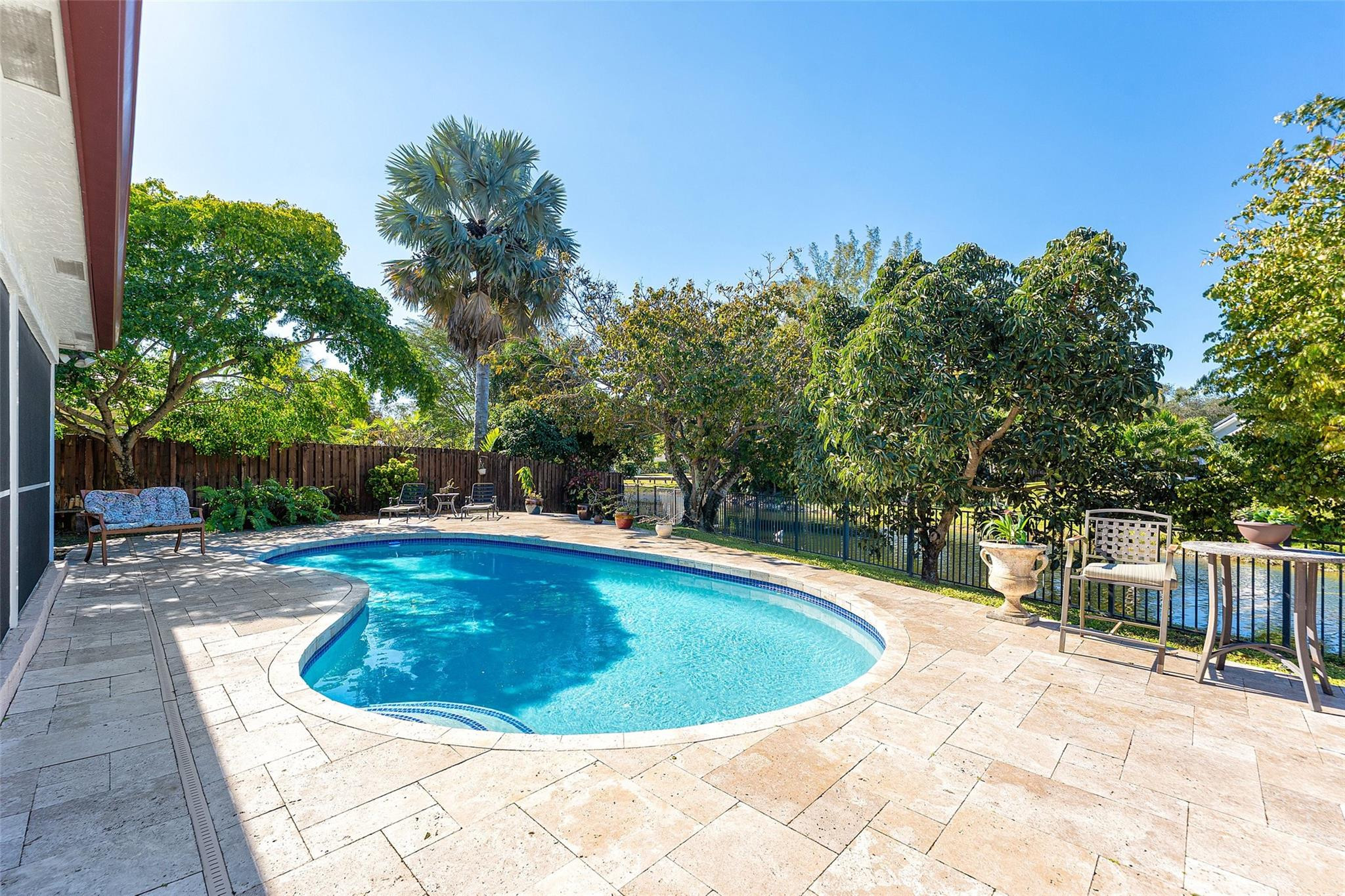 Cypress Glen 104-26 B - Residential