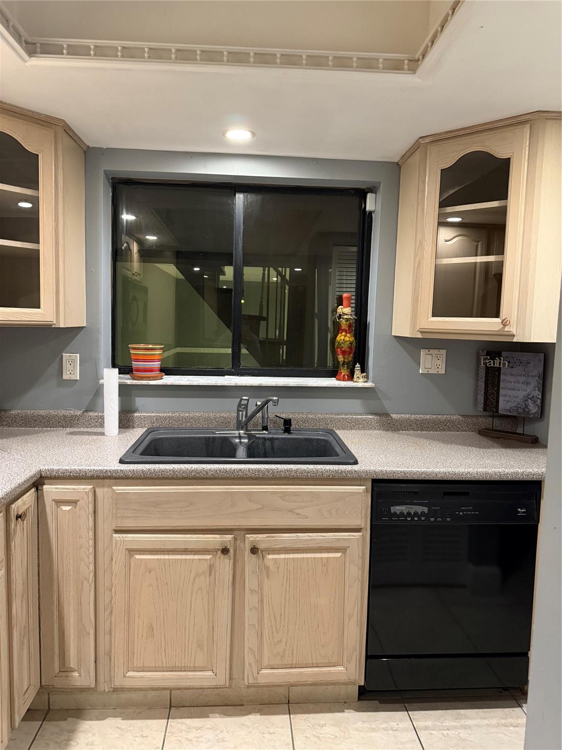 Springtree 75-49 B - Residential Lease