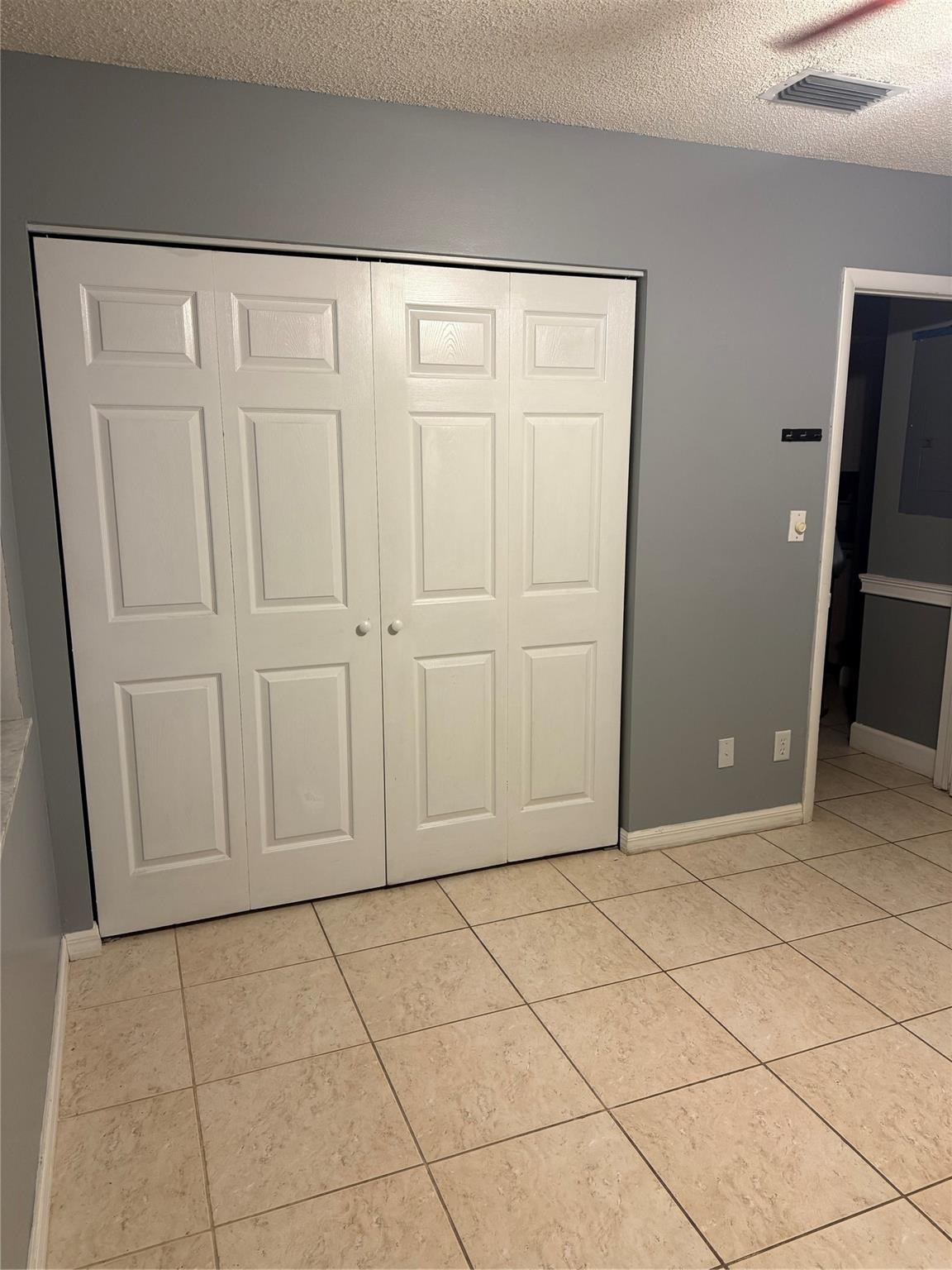 Springtree 75-49 B - Residential Lease