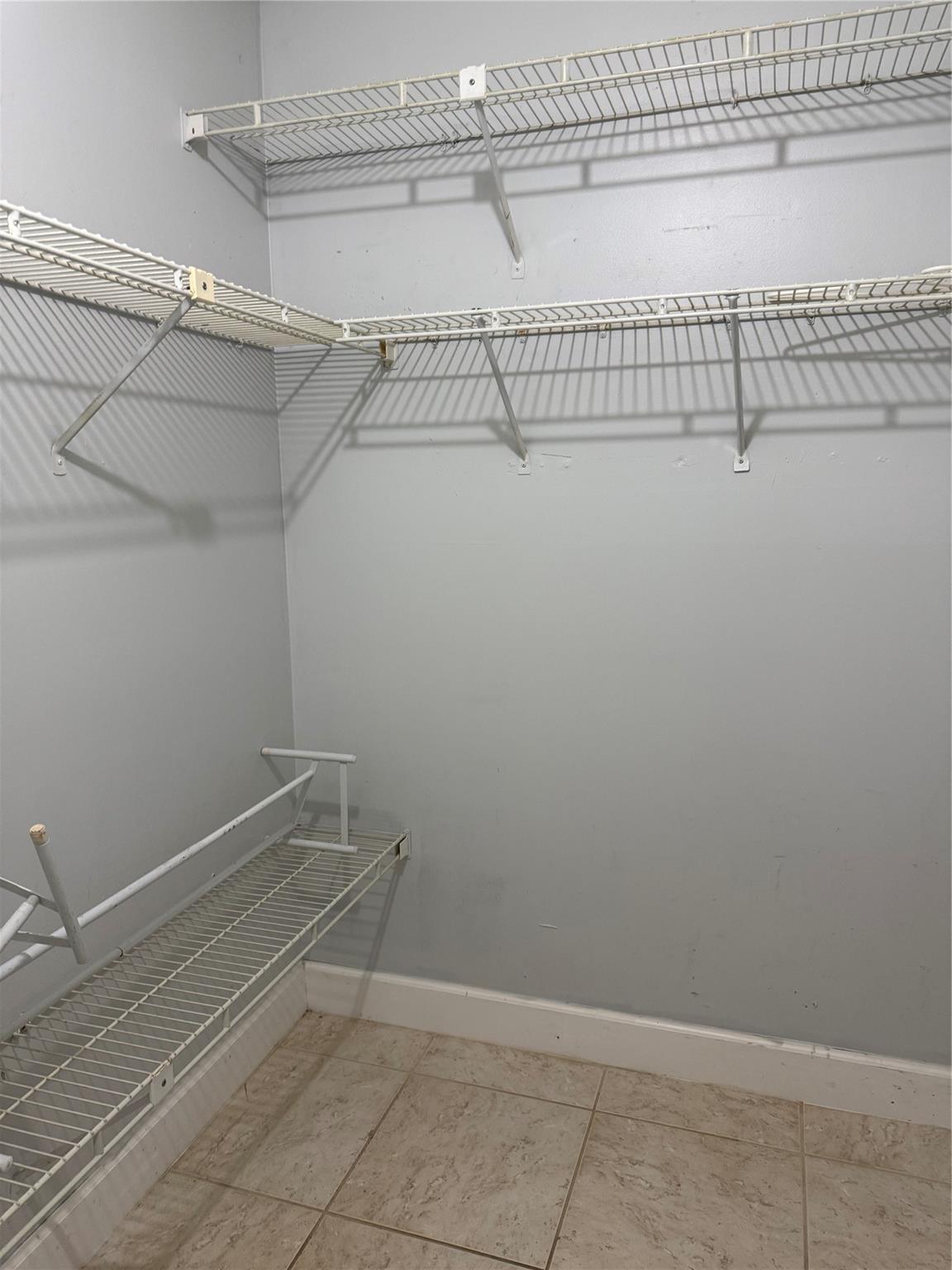 Springtree 75-49 B - Residential Lease