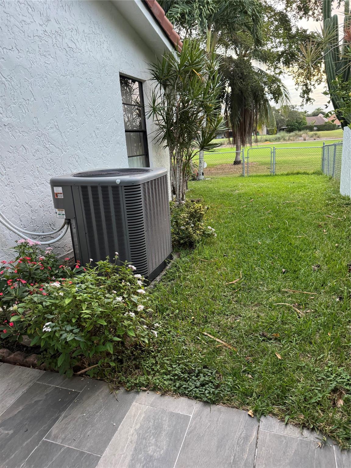 Springtree 75-49 B - Residential Lease