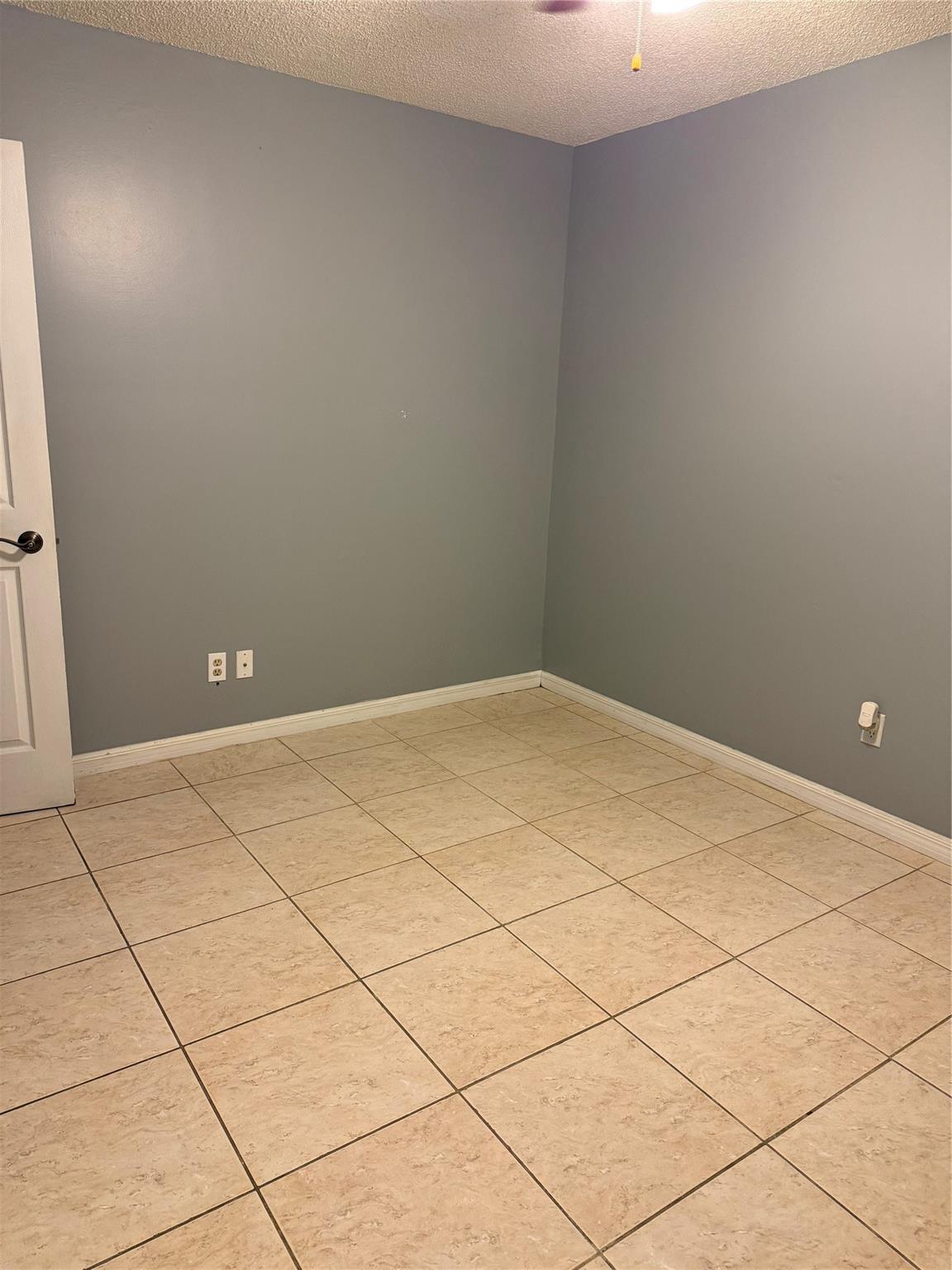 Springtree 75-49 B - Residential Lease