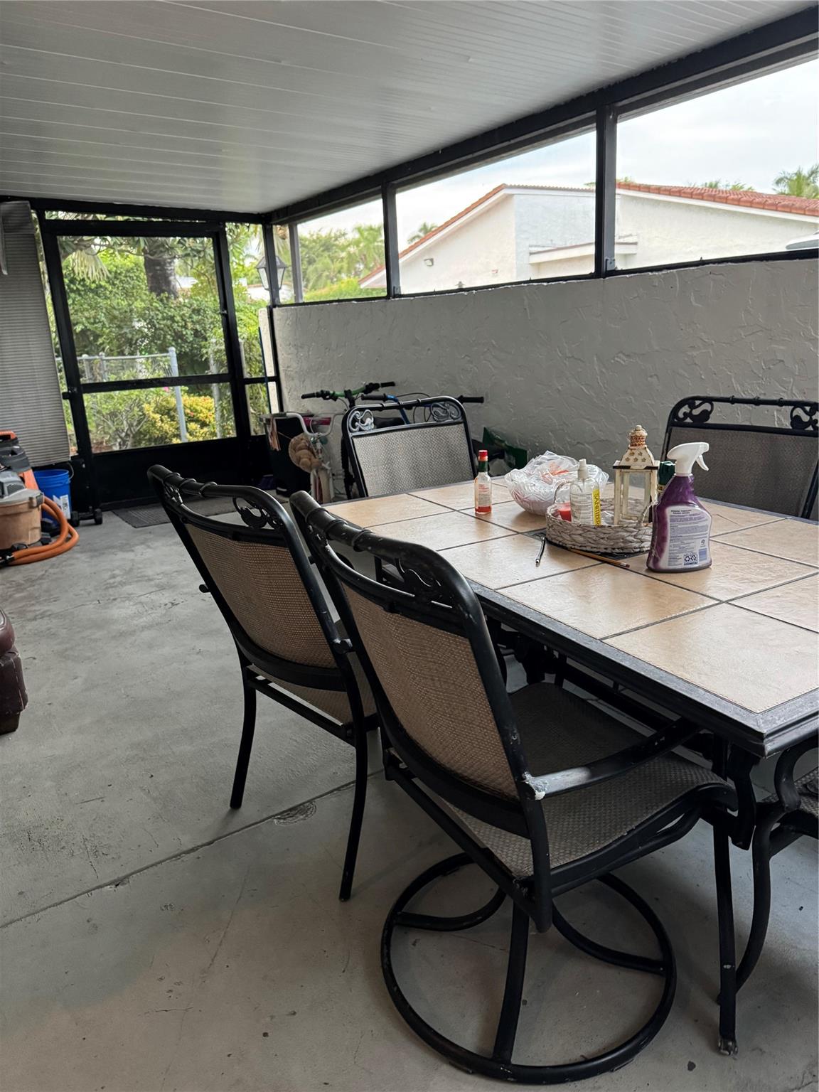 Springtree 75-49 B - Residential Lease