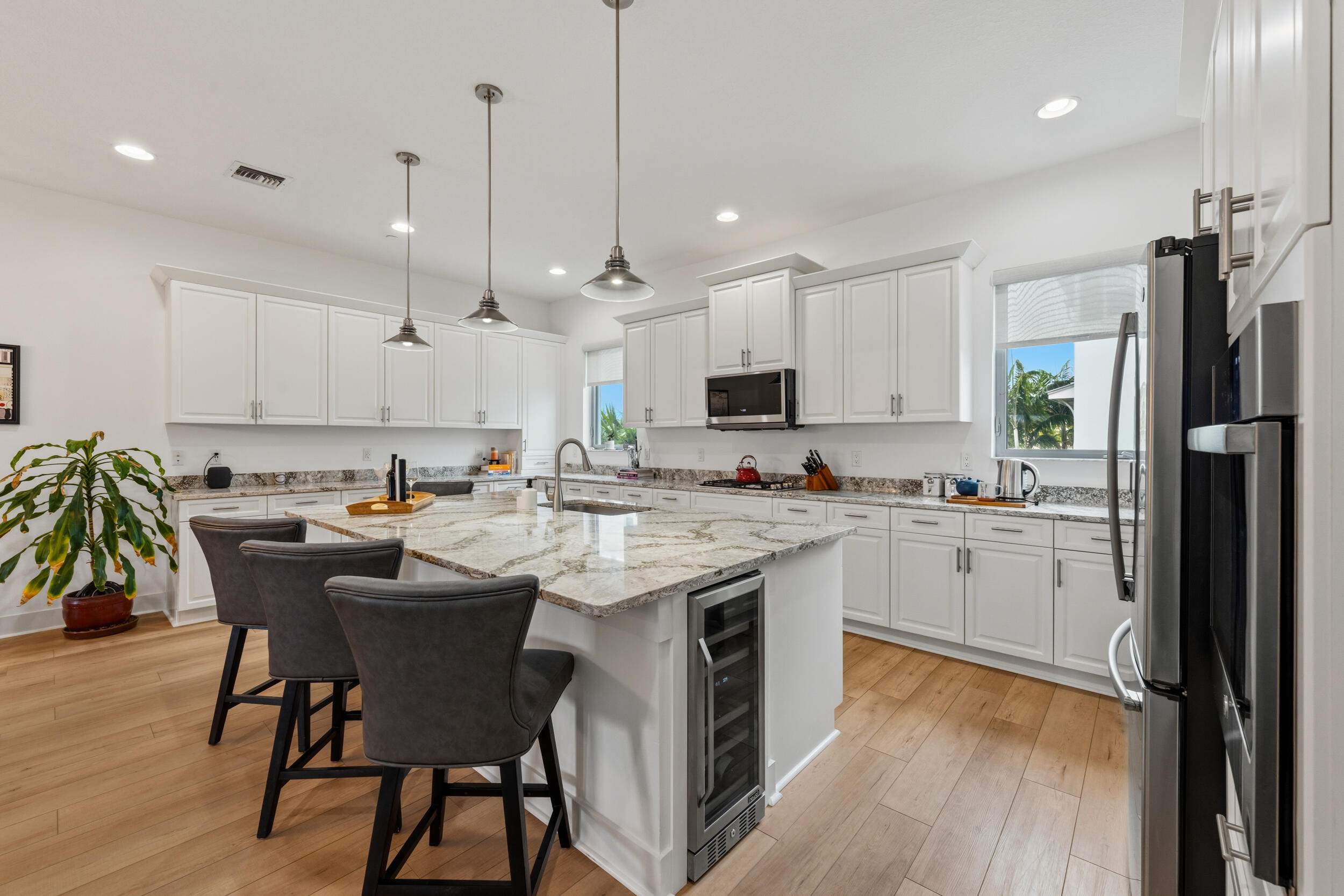 1283 Faulkner Terrace