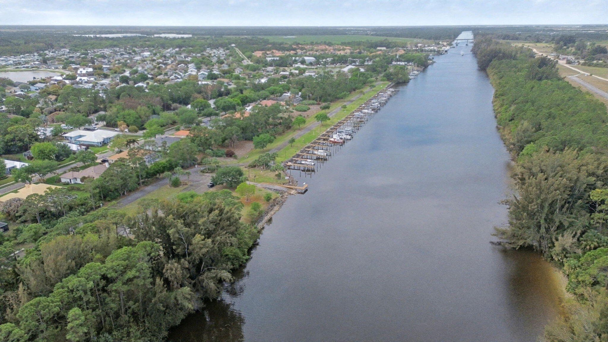 LOCKS LANDING - Residential