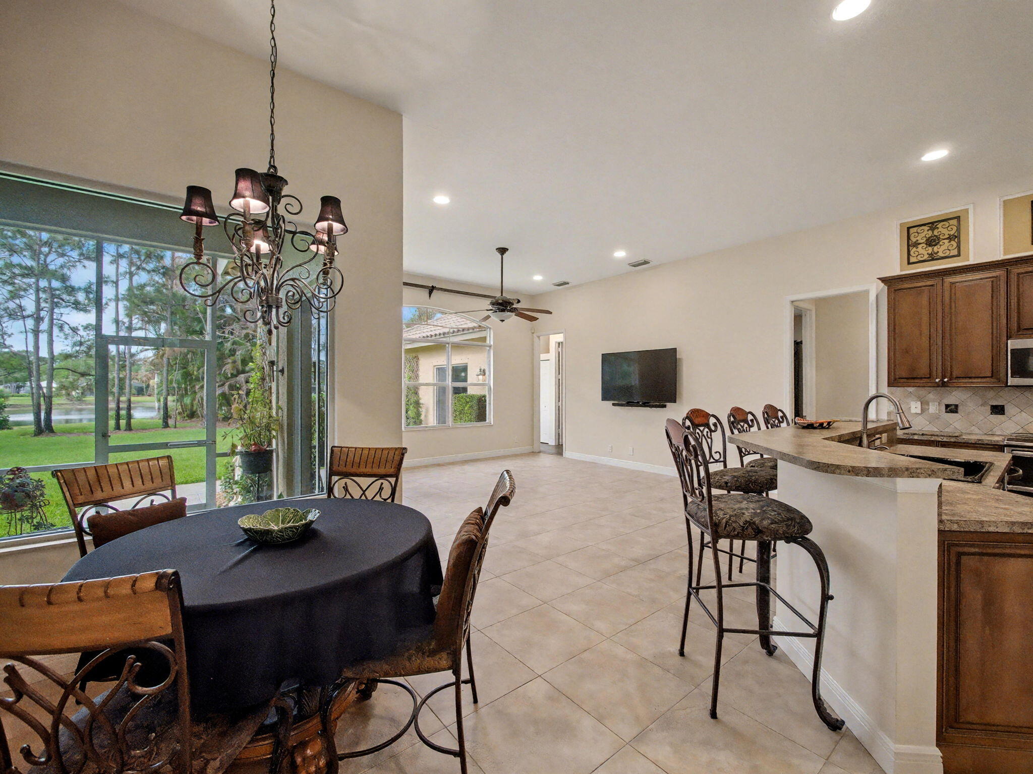 LOCKS LANDING - Residential