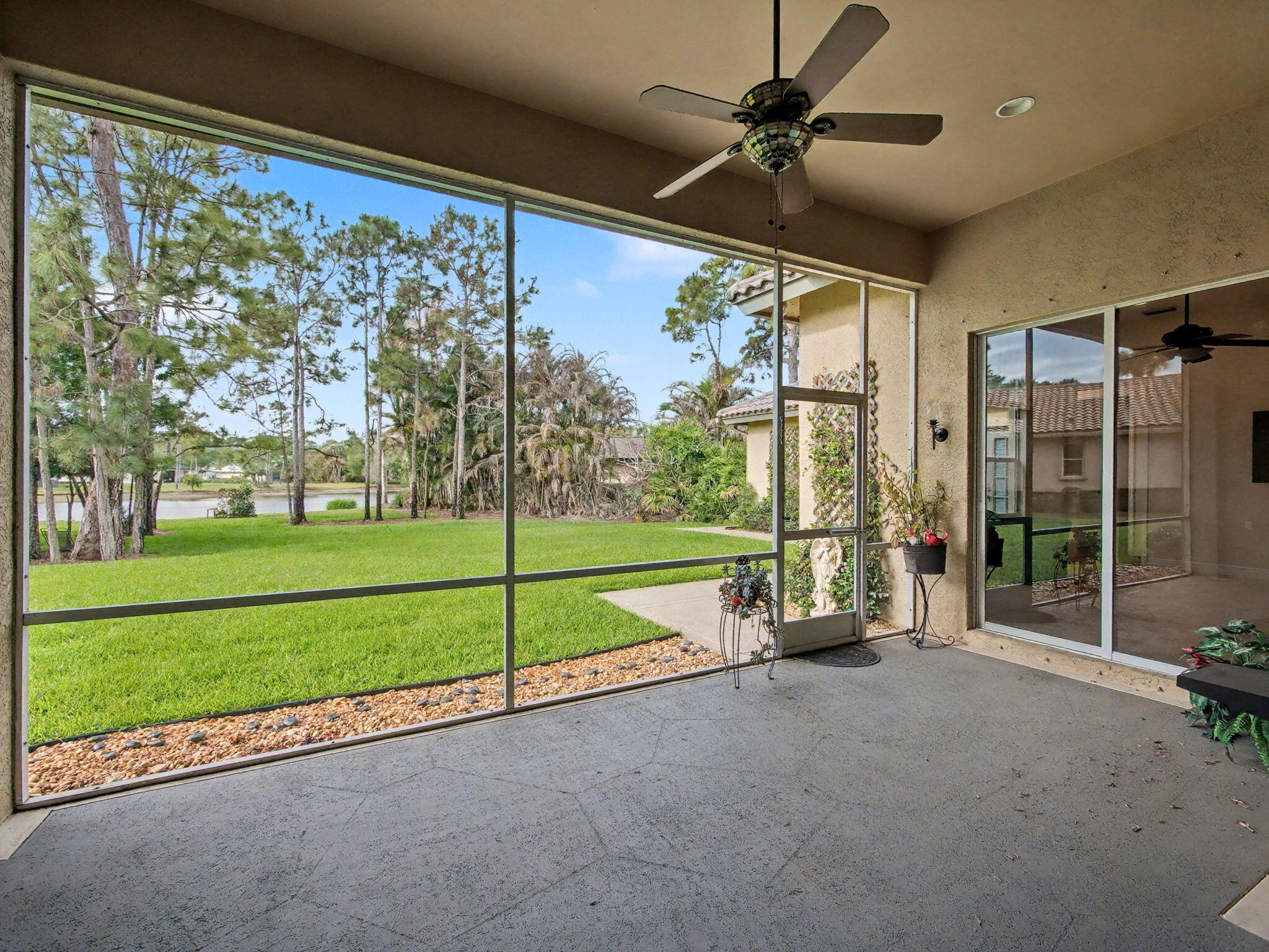 LOCKS LANDING - Residential