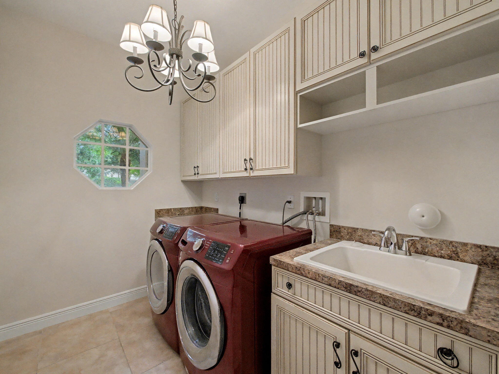 LOCKS LANDING - Residential