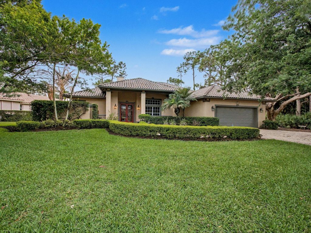 Photo of 2650 SW Windship Way, Stuart, FL 34997 (MLS # B26013892)