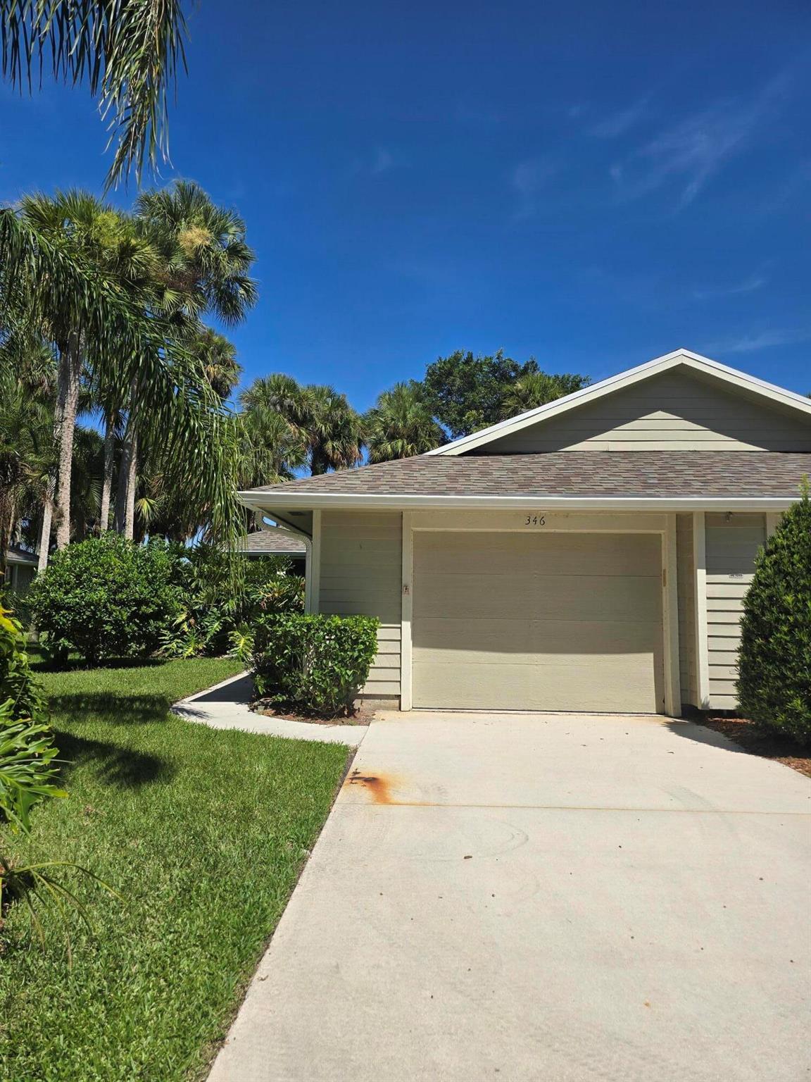 Rare opportunity to own in 55+ community of Vista Villas. Spacious 2 bedroom, 2 bath 1 car garage villa offering 1,340 sq. ft. of living space with soaring high ceilings. Tucked away in a charming 23 unit community. This gem is ready for its next owner to add some TLC and personal touch to make it shine to its full potential. Short walk to community pool. McKee Botanical Garden is steps away.