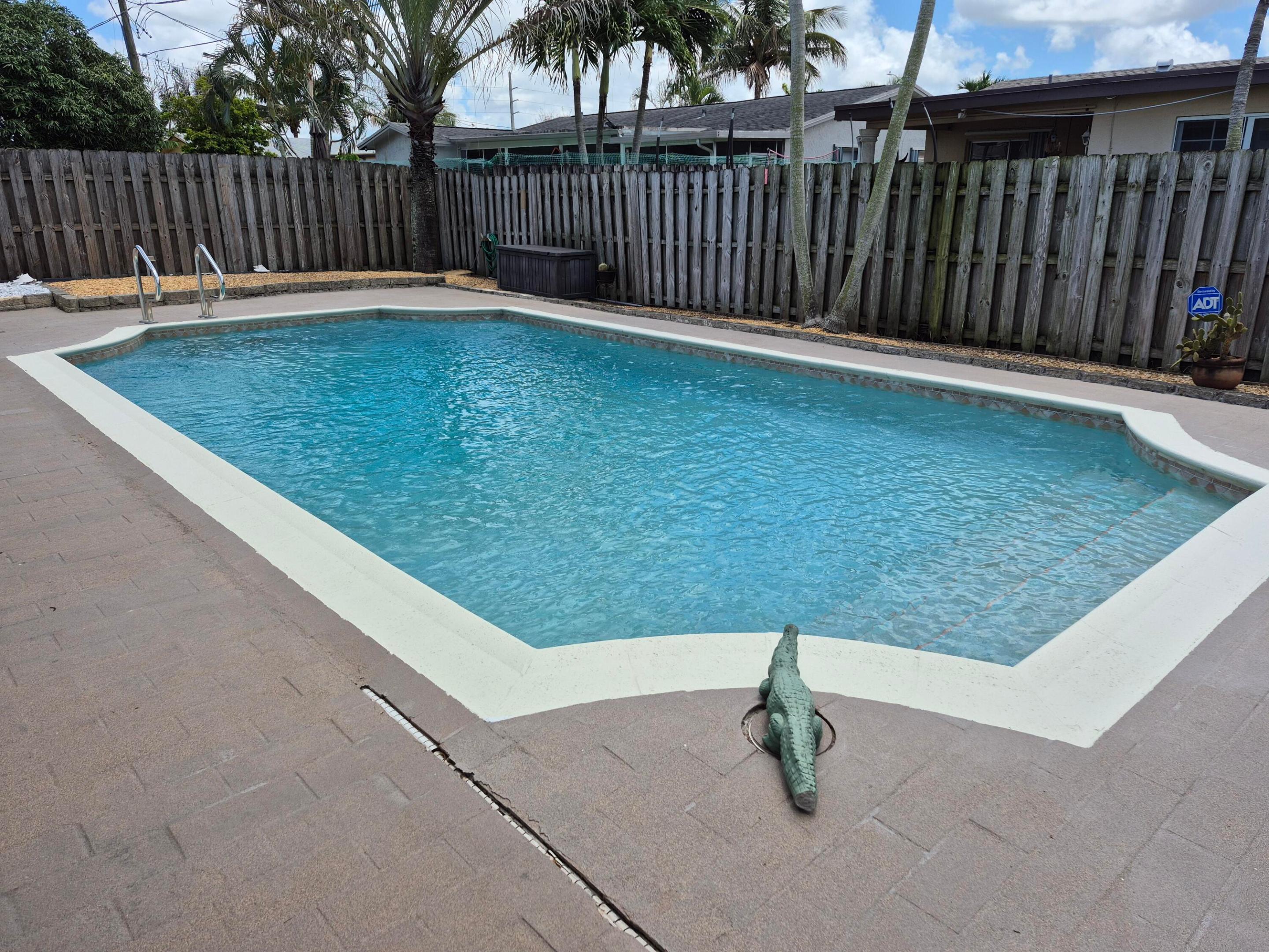 SUNRISE GOLF VILLAGE SEC 24 - Residential