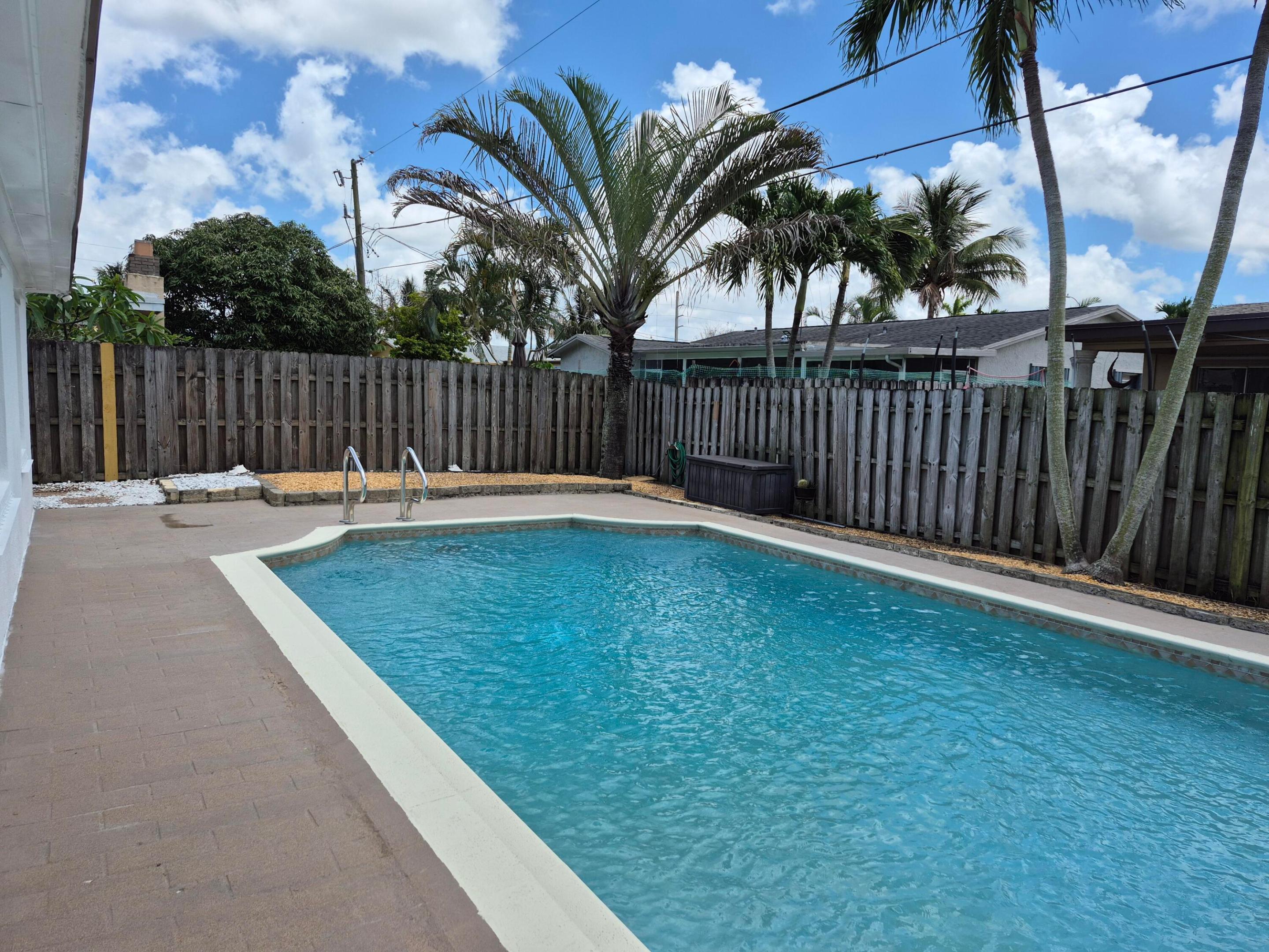SUNRISE GOLF VILLAGE SEC 24 - Residential