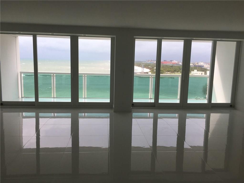 Point of Americas - Residential