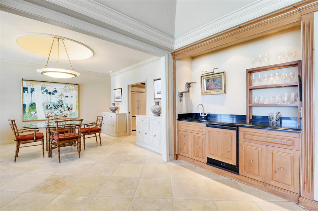 GREATHOUSE CONDO - Residential