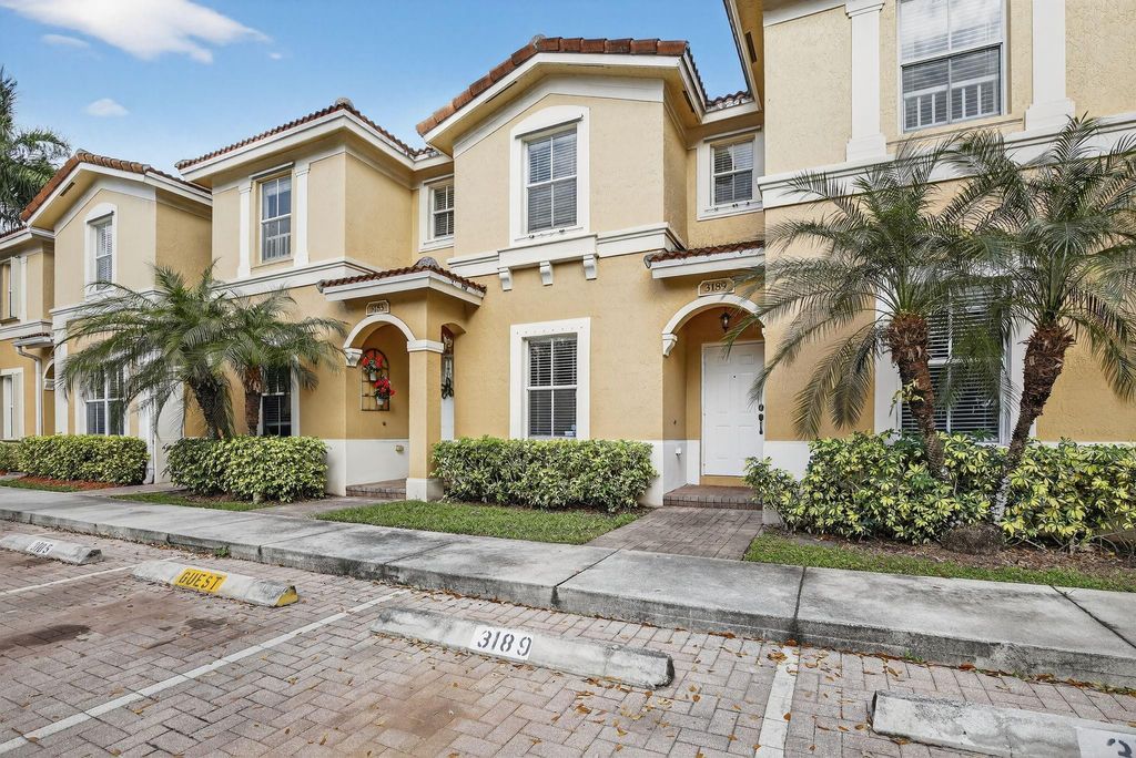 Photo of 3189 SW 128th Way #133, Hollywood, FL 33027 (MLS # F10555020)