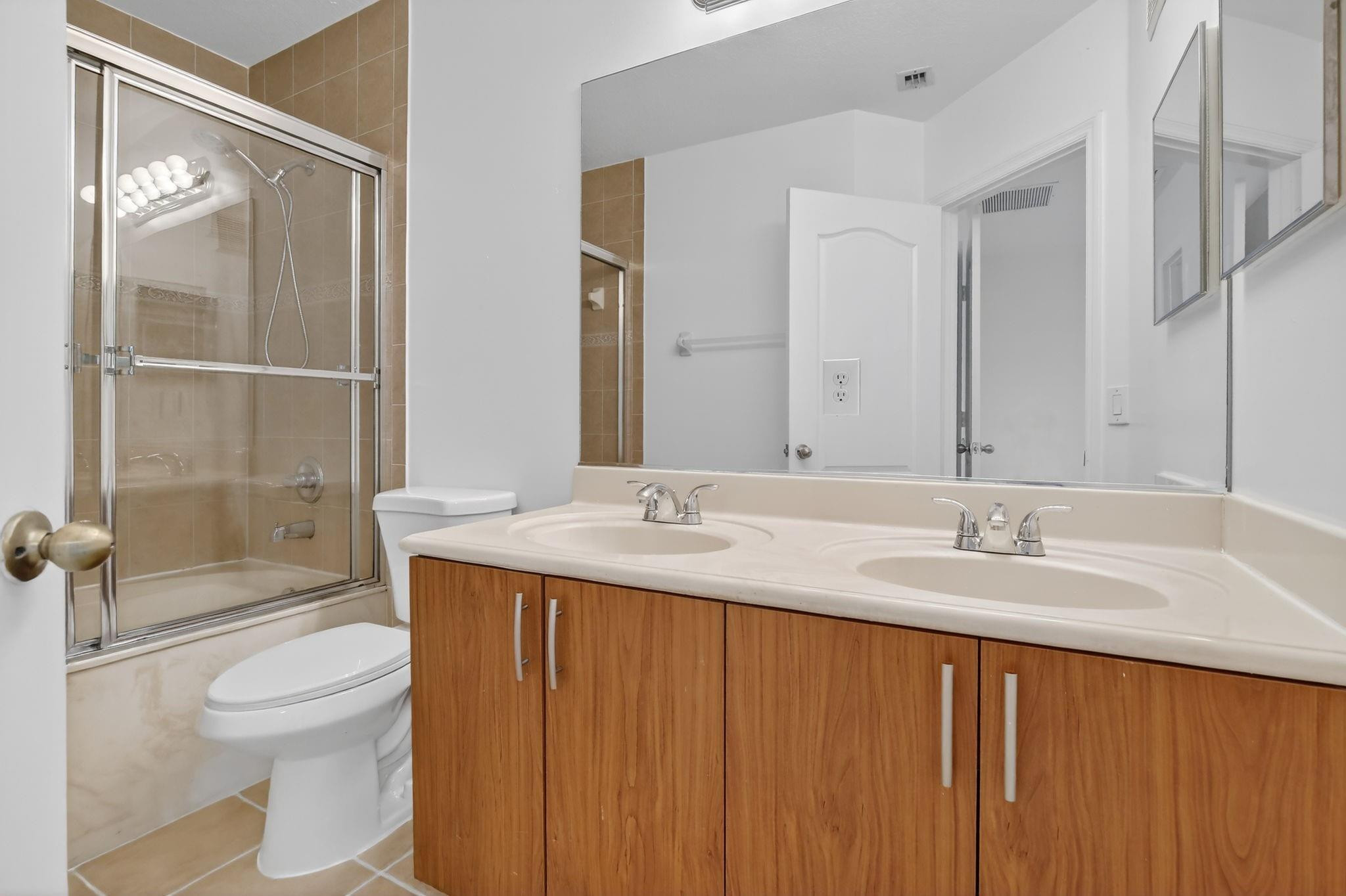 Melrose Point Condo - Residential Lease