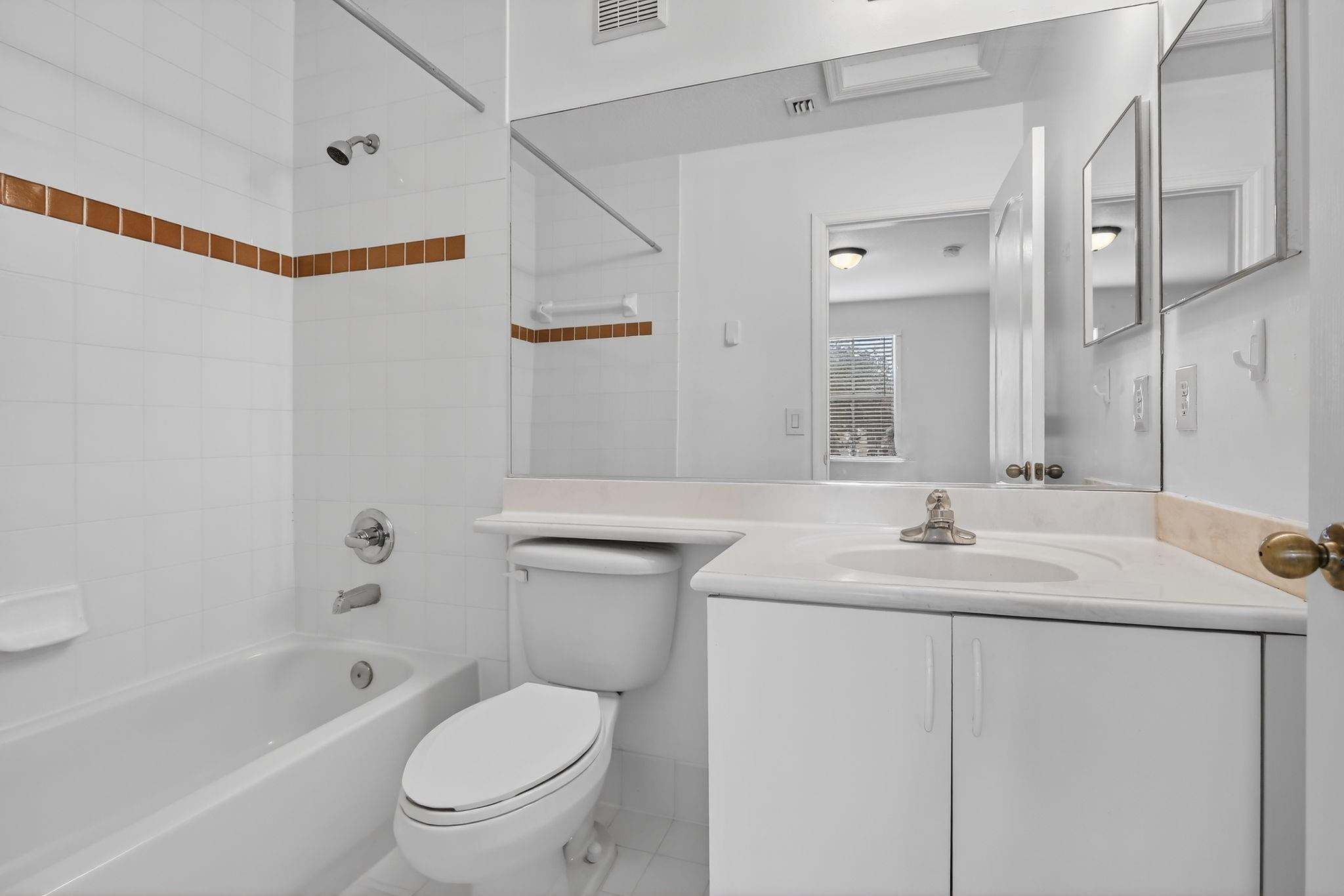 Melrose Point Condo - Residential Lease