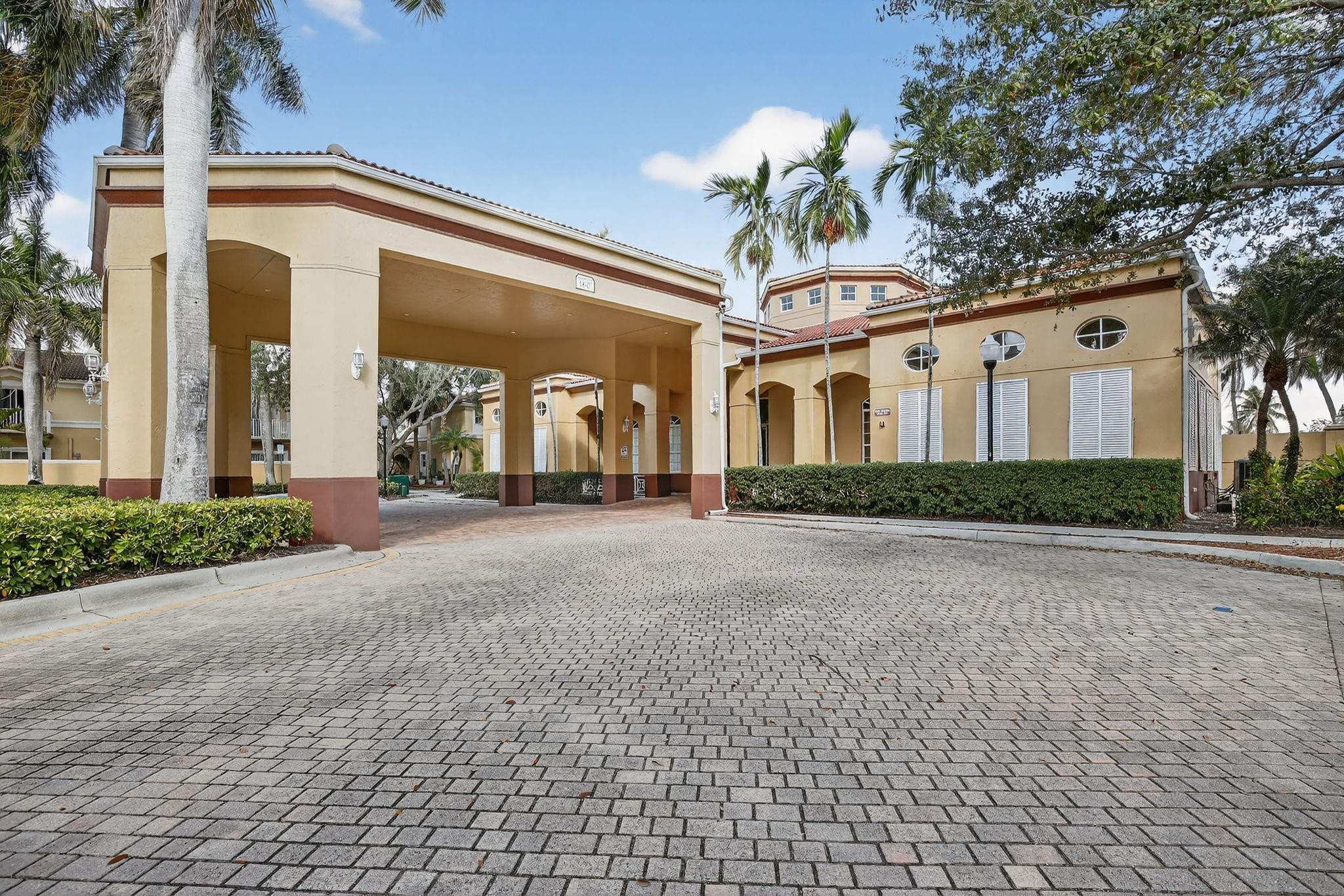 Melrose Point Condo - Residential Lease