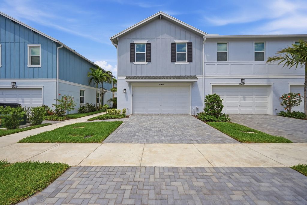 Photo of 16411 Powerscourt Drive, Westlake, FL 33470 (MLS # B26009058)