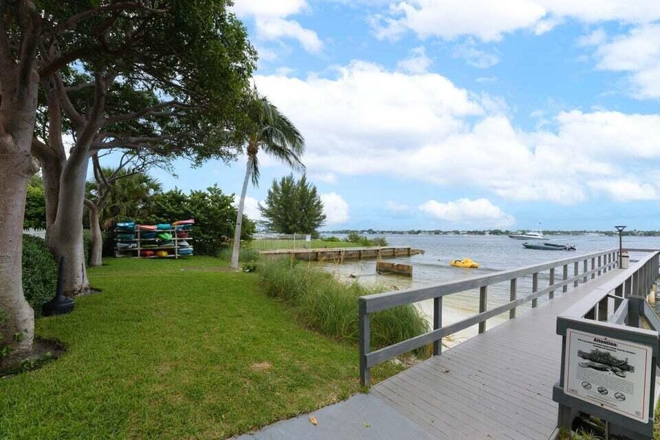 PALM BEACH HOUSE CONDO - Residential Lease