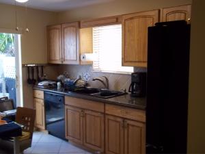 CARRIAGE GATE CONDO - Residential